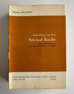 Inleiding tot het Sociaal Recht, Herman Lenaerts, 1973, Ophalen of Verzenden, Gelezen, Juridisch en Recht
