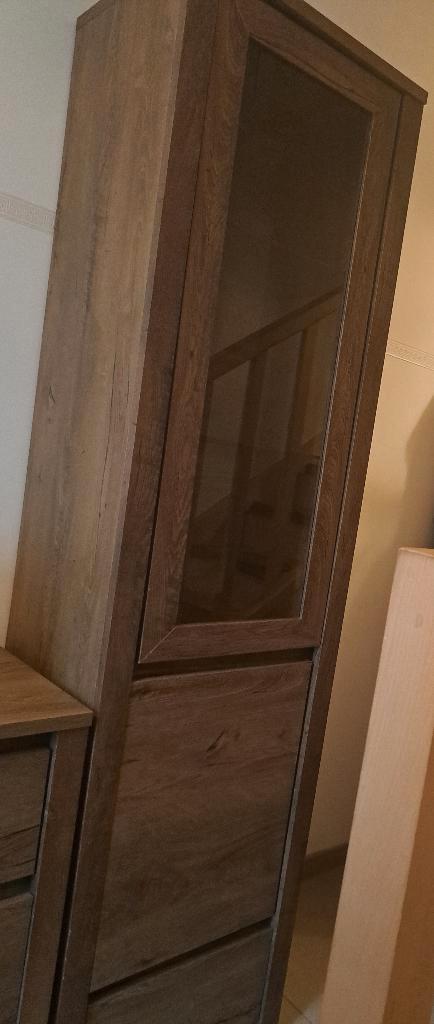 Vitrinekast en dressoir (wild eiken:van Jysk), Huis en Inrichting, Kasten | Vitrinekasten, Gebruikt, 150 tot 200 cm, Ophalen