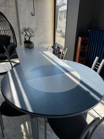 Tafel Corian - Solid Surface beschikbaar voor biedingen