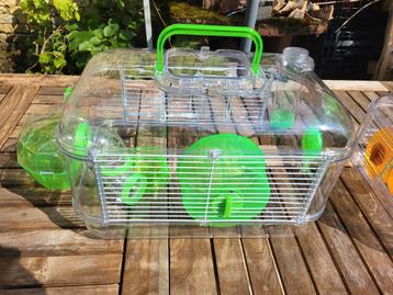 Hamsterkooi beschikbaar voor biedingen