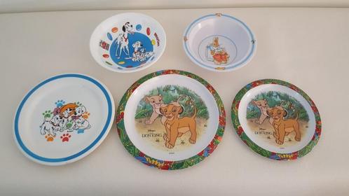 Lot assiette pour enfant divers modèles, Maison & Meubles, Cuisine | Vaisselle, Utilisé, Assiettes(s), Enlèvement ou Envoi