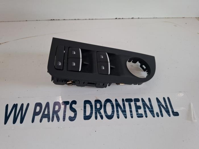 Commutateur vitre électrique d'un Alfa Romeo Giulia, Autos : Pièces & Accessoires, Tableau de bord & Interrupteurs, Alfa Romeo