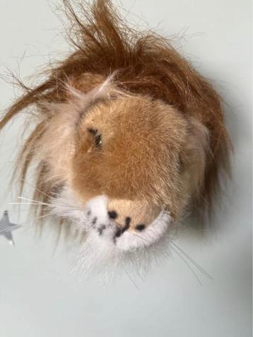 Muur knuffels beschikbaar voor biedingen