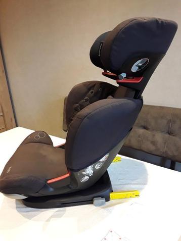 Auto stoel beschikbaar voor biedingen
