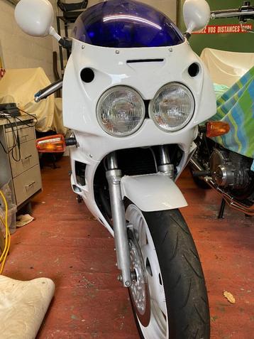 Yamaha FZR 600 beschikbaar voor biedingen