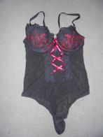 2 sexy string body's Xsmal, Vêtements | Femmes, Sous-vêtements & Lingerie, Envoi, Body ou Corset