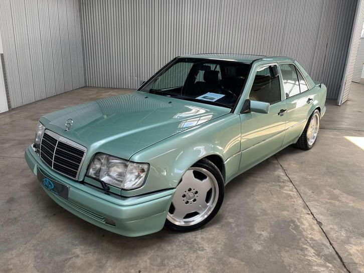 Mercedes-Benz E-Klasse E500 Oldtimer (bj 1991, automaat), Auto's, Oldtimers, Bedrijf, Te koop, ABS, Airbags, Airconditioning, Centrale vergrendeling