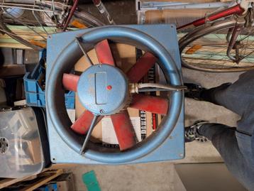 *ViNtAgE* industriële ventilator beschikbaar voor biedingen