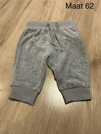 Grijs broekje (maat 62), Kinderen en Baby's, Ophalen of Verzenden, Zo goed als nieuw, Broekje