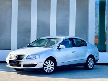 Volkswagen PassatFsi  169000km Benzine / CarPlay - Airco beschikbaar voor biedingen