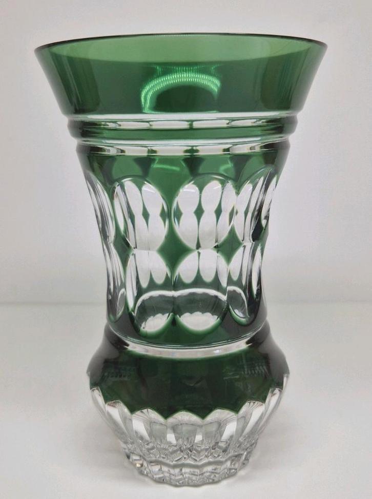 Val Saint Lambert geslepen groen vaasje, België 1960., Antiek en Kunst, Antiek | Glaswerk en Kristal, Ophalen of Verzenden