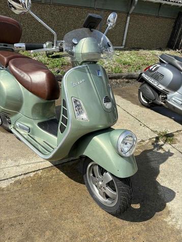 Vespa Sei Giorni GTV 250 ( Groene Kleur) TOPOKKAZIE 4164 KM beschikbaar voor biedingen