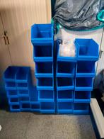 Boîtes empilables Overtoom, Enlèvement