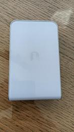 Ubiquiti UniFi In-Wall HD, Computers en Software, Accesspoints, Ophalen of Verzenden, Zo goed als nieuw, Ubiquiti
