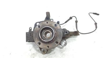 MOYEU DE ROUE AVANT DROIT Renault Clio IV (5R), Utilisé, Renault