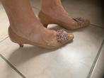 Elegante pumps Voltan 38 1/2 kwaliteitsleer beige, Ophalen of Verzenden