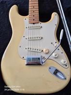 Fender Stratocaster États-Unis 1982. Avec l'étui d'origine,, Musique & Instruments, Enlèvement ou Envoi, Fender