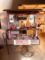 Gietijzeren design kar op wielen, Antiek en Kunst, Ophalen