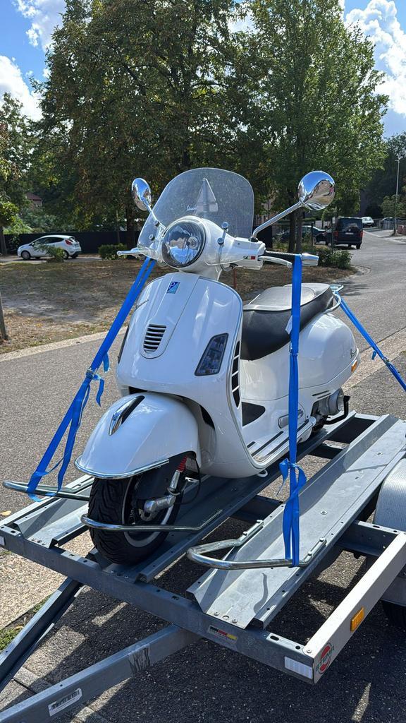 Vespa GTS 300cc - 250cc ALLE ONDERDELEN, Motoren, Motoren | Piaggio, Particulier, Ophalen