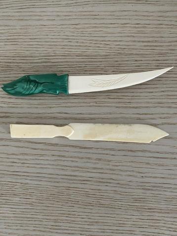 Coupe papier malachite beschikbaar voor biedingen