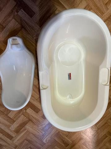 Baby bad en bad verkleiner beschikbaar voor biedingen