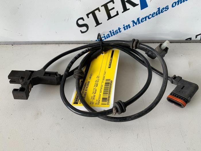 Kabel (diversen) van een Mercedes E-Klasse, Auto-onderdelen, Overige Auto-onderdelen, Mercedes-Benz, Gebruikt, 3 maanden garantie