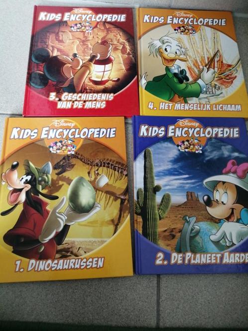 Disney kids encyclopedie 20 delig, Verzamelen, Disney, Zo goed als nieuw, Overige typen, Overige figuren, Ophalen of Verzenden