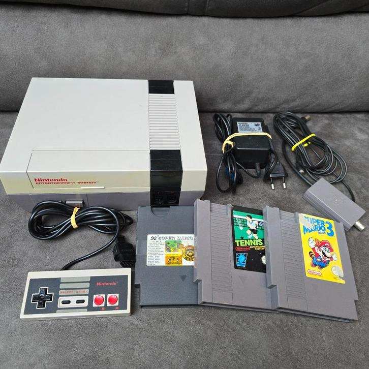 NES met spellen, Games en Spelcomputers, Spelcomputers | Nintendo NES, Gebruikt, Met 1 controller, Ophalen of Verzenden
