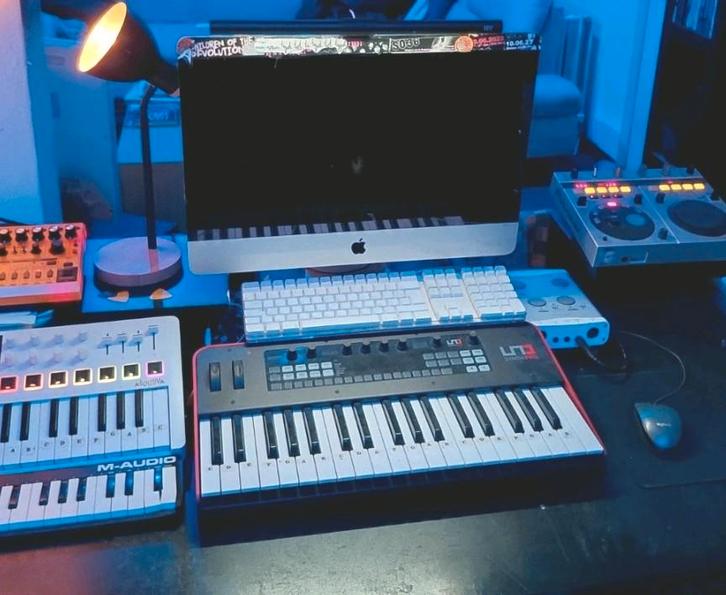 Uno Synth Pro, c'est parti : 200€ de réduction !, Musique & Instruments, Synthétiseurs, Enlèvement ou Envoi