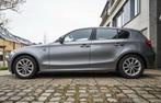 BMW 116i te koop in zeer propere staat, Auto's, Euro 5, 5 deurs, Particulier, Zilver of Grijs