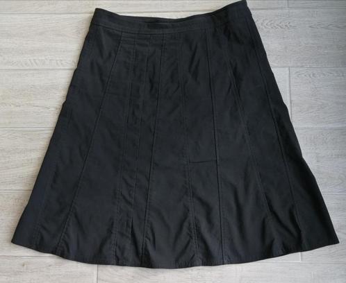 Jupe d'été noire - Biaggini - taille 44, Vêtements | Femmes, Jupes, Comme neuf, Taille 42/44 (L), Noir, Longueur genou, Enlèvement ou Envoi