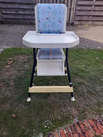 kinderstoel beschikbaar voor biedingen