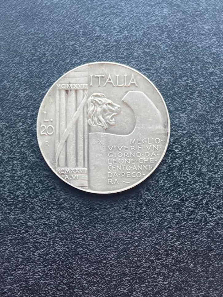 Te koop: Italië 20 Lire 1928 – Zilver Vittorio Emanuele III, Postzegels en Munten, Munten | Nederland, Zilver, Ophalen of Verzenden