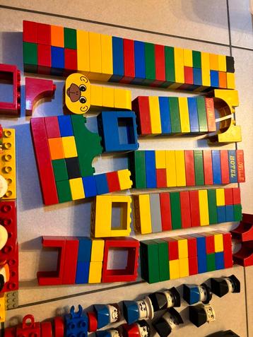 Set duplo blokken beschikbaar voor biedingen