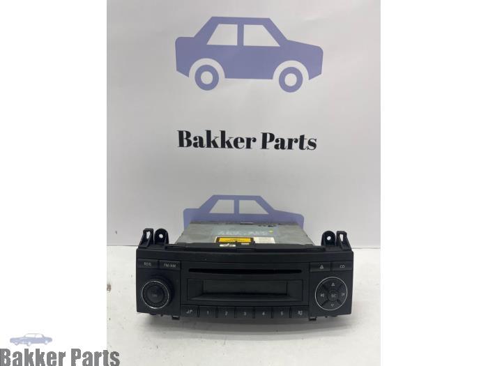 Radio CD Speler van een Mercedes A-Klasse, Gebruikt, -, -, 3 maanden garantie