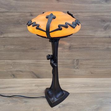 Antieke lamp , model van Gustav Gurschner beschikbaar voor biedingen