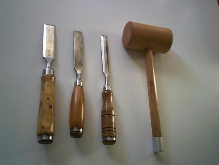 Houtbeitels antiek, Antiek en Kunst, Antiek | Gereedschap en Instrumenten, Ophalen of Verzenden