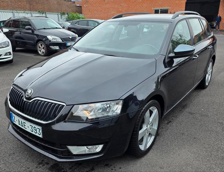 Skoda Octavia 1.4 TSI Ambition Automaat!, Auto's, Skoda, Bedrijf, Te koop, Octavia, ABS, Achteruitrijcamera, Airbags, Airconditioning