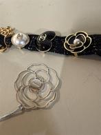 chanel cc parelbedel hart camellia accessoireset kerstmis 20, Enlèvement ou Envoi, Comme neuf