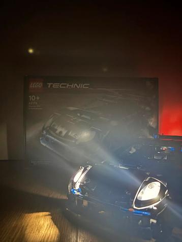 Lego technic 42176 Porsche gt4 e- performance, Enlèvement ou Envoi, Utilisé