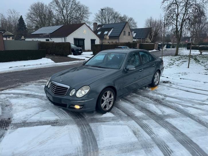 Mercedes E200 Compr. Aut. Avantgarde, Auto's, Mercedes-Benz, Particulier, E-Klasse, Trekhaak, Benzine, Euro 4, Berline, 4 deurs