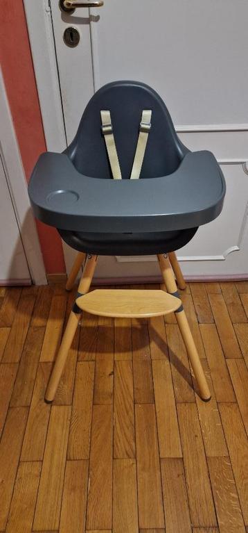 Chaise haute évolutive Childhome comme neuve beschikbaar voor biedingen