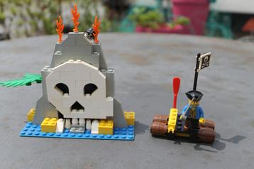 LEGO System 6248  Pirates Volcano Island van 1996 beschikbaar voor biedingen