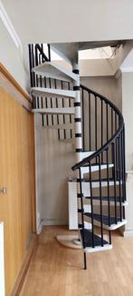 Escalier en colimaçon, Bricolage & Construction, Échelles & Escaliers, Enlèvement, Utilisé, Escalier, 2 à 4 mètres