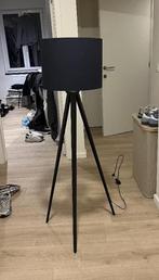 Staanlamp zwart, Huis en Inrichting, Lampen | Vloerlampen, Ophalen, Gebruikt