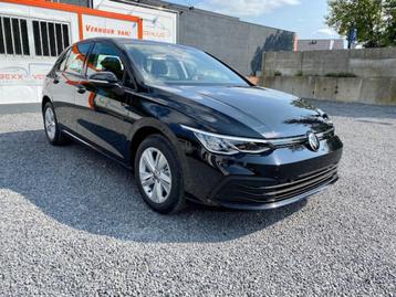 Te huur! VW Golf 8  disponible aux enchères