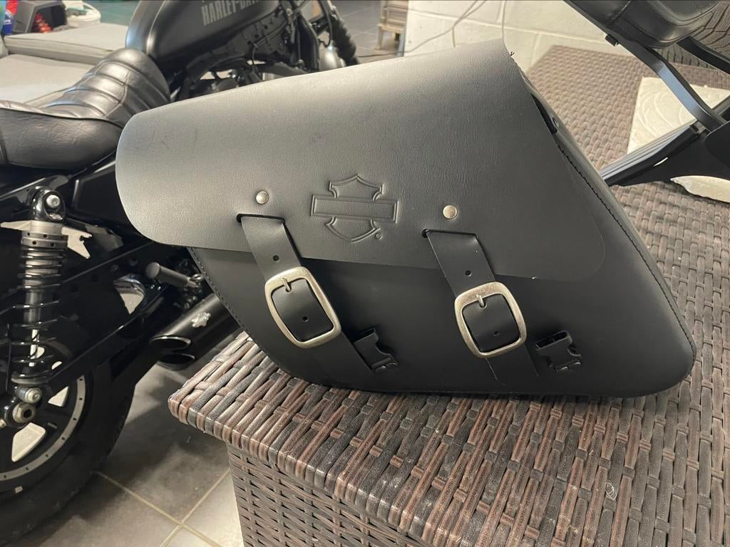 Sachoche harley davidson sportster, Motoren, Accessoires | Koffers en Tassen, Zo goed als nieuw, Ophalen