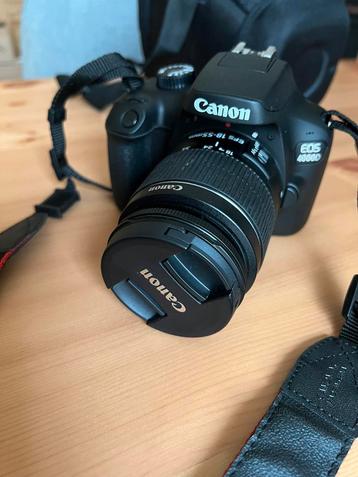 Canon EOS 4000D + EF-S 18-55mm + tas, niet gebruikt...