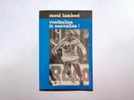 Voetballen is aanvallen !, Boeken, Ophalen of Verzenden, Zo goed als nieuw, Balsport