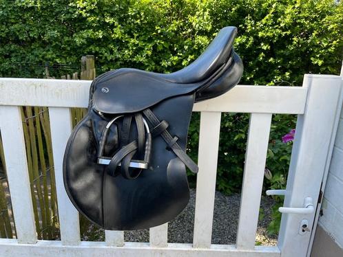 Selle d’obstacle Kieffer, Dieren en Toebehoren, Paarden en Pony's | Zadels, Gebruikt, Springen, Ophalen